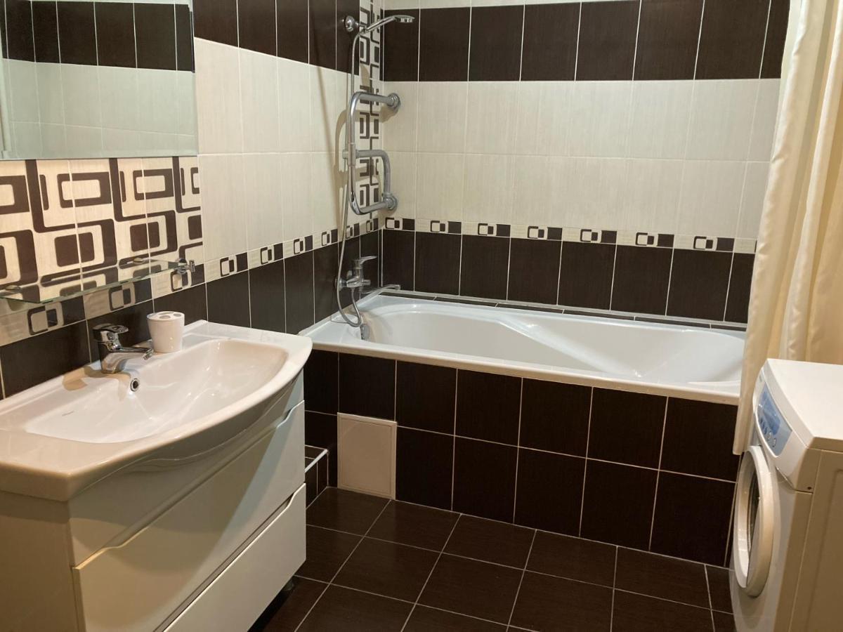 Apartment Sobornaya 54 Виниця Екстериор снимка